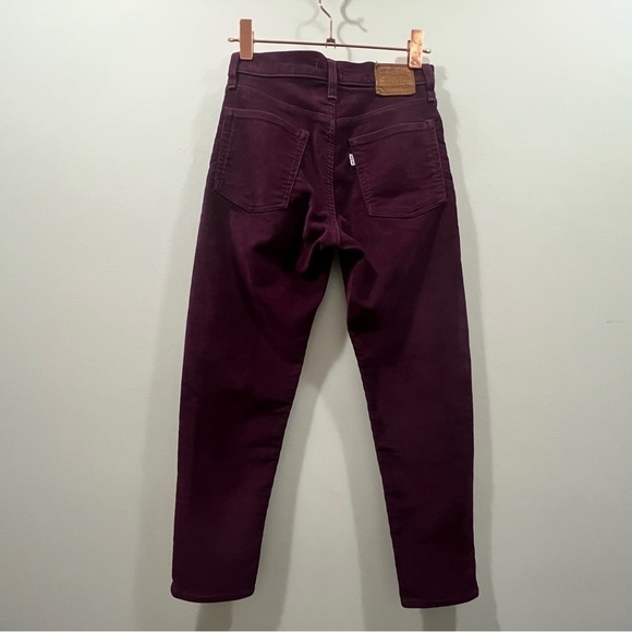 LEVI’S Wedgie Fit Corduroy Straight-Leg Cropped Pants Burgundy - Picture 9 of 13